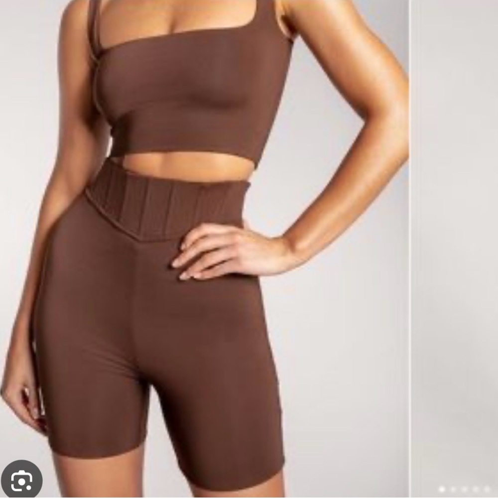 Meshki high waisted boned bike short